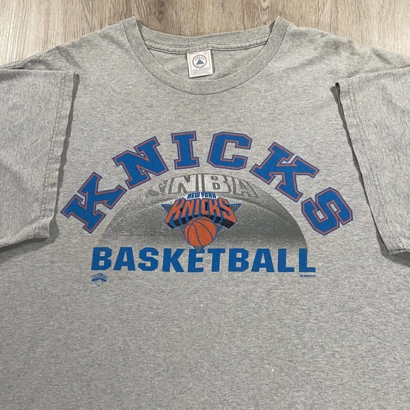 Delta Other - New York Knicks T-Shirt Men XL Delta Vintage NBA Basketball Gray Blue